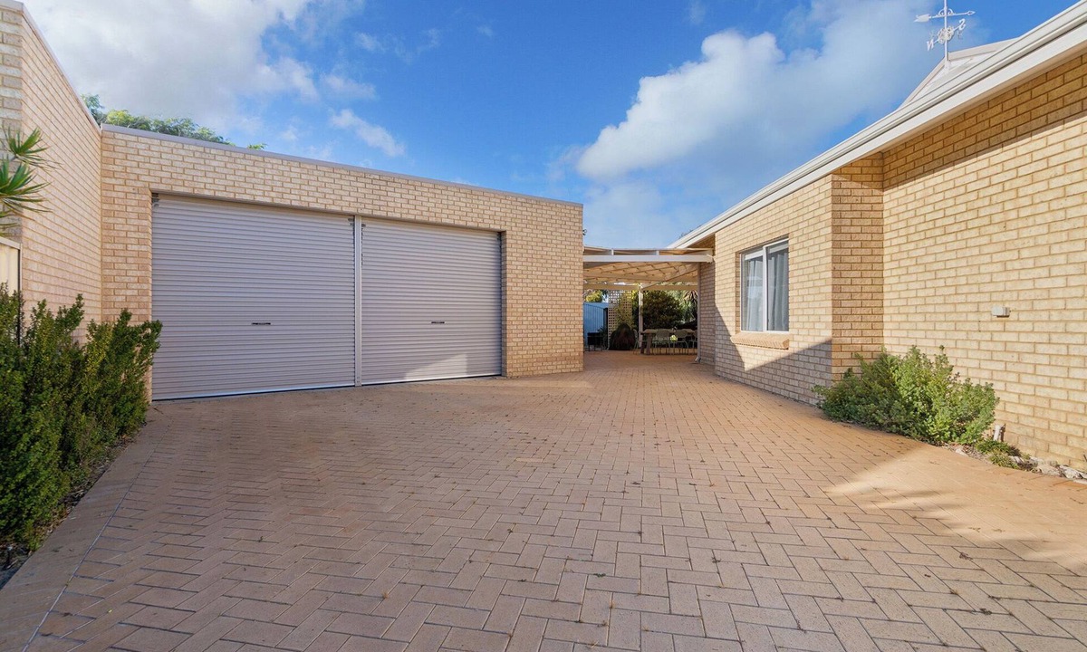 Lancelin House | Ayres Escape- Coastal Retreat