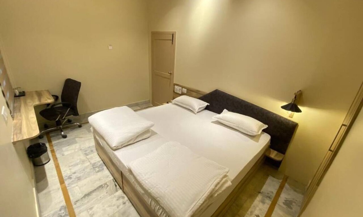 Mohangarh Hostel | Backpackers Den