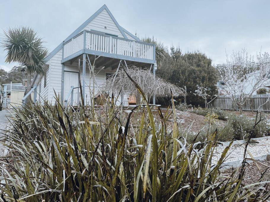 Bicheno House | Barefoot Bungalow