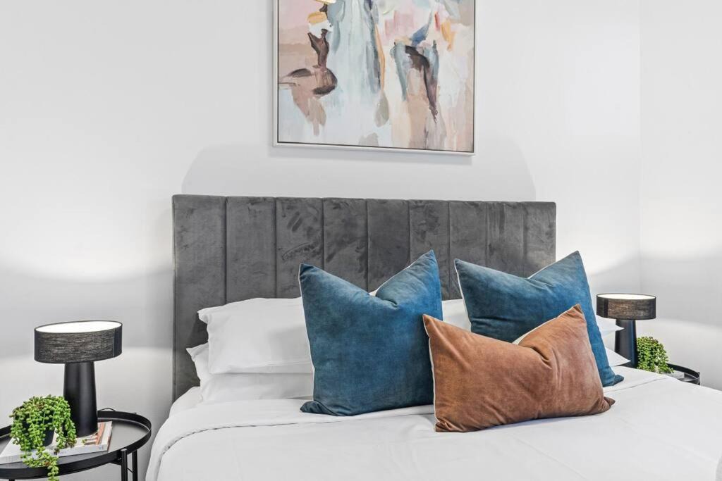 Saint Kilda South Apartment | Barkly Beachside Escape