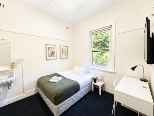 St Kilda House | Barkly St - Budget Stay Near the Beach