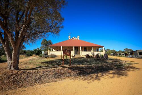 Lyndoch House | Barossa Cottage - Affordable 3-Bedroom House