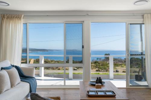 Bawley Point House | Bawley Blue - oceanfront 4BR pet-friendly retreat
