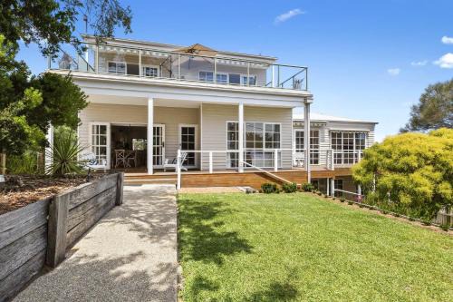 Rye House | Bay Views at Tyrone Foreshore - 200m Walk to Beach