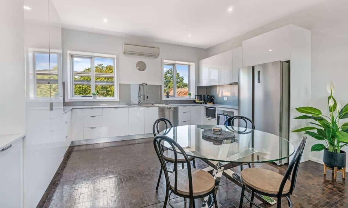 Bendigo Apartment | Bayne St Studio