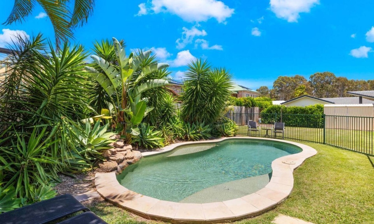 Redland Bay House | Bayside Bliss