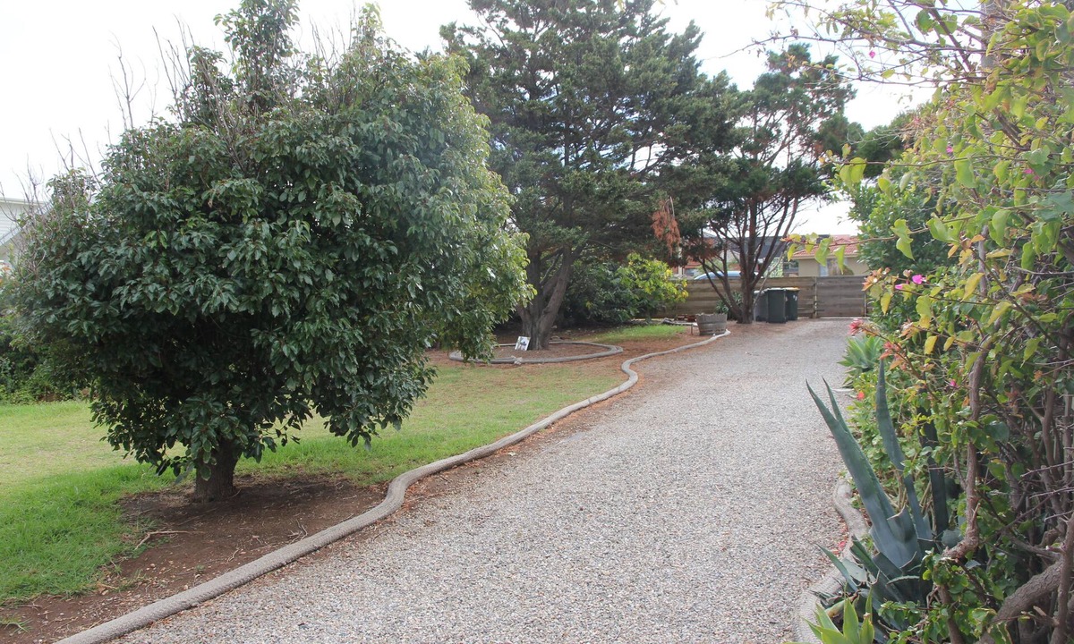 Aldinga Beach Cottage | .Beach getaway, pet friendly, coastal vibe