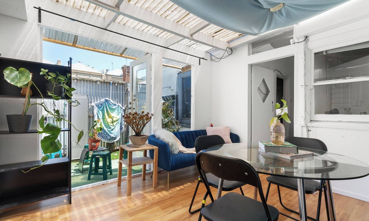 South Melbourne House | Beach house 2km CBD
