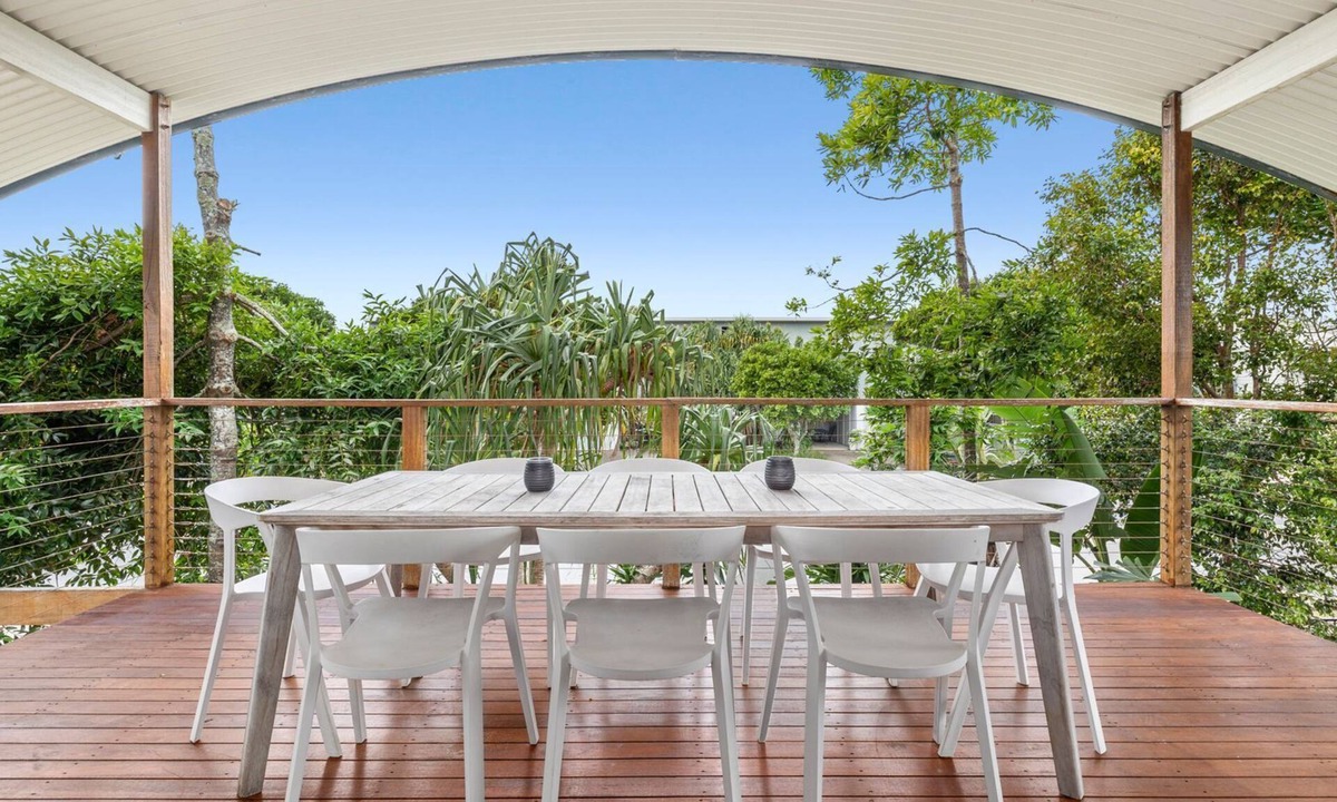 Casuarina House | Beach Shacks 1 240m to Beach with Pool, Spa and Bbq