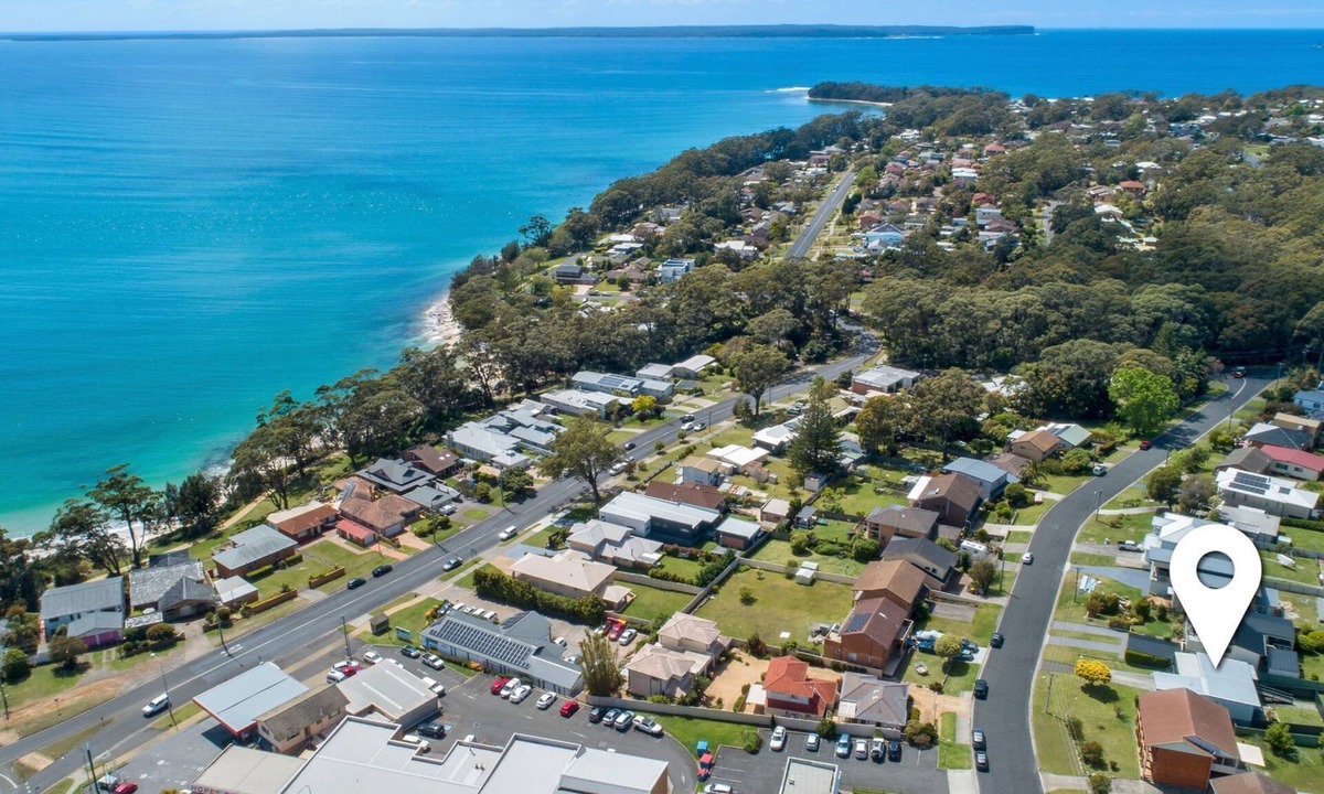 Vincentia Apartment | Beach Views on Excellent Studio 27 - Belle Escapes Jervis Bay