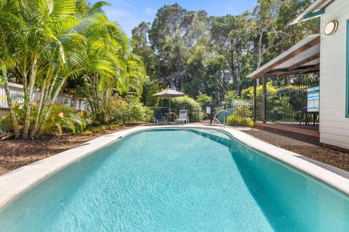 Rainbow Beach House | Beachcomber - Rainbow Shores