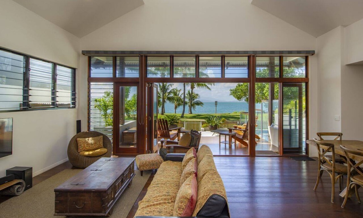Picnic Bay House | Beached on Magnetic