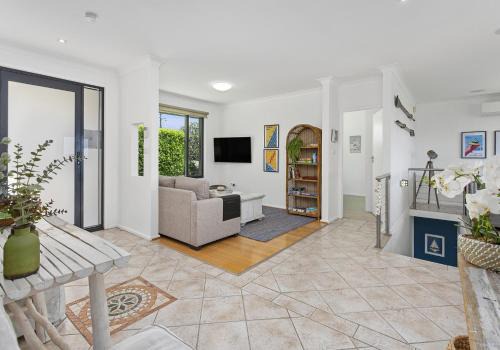 Kiama Downs House | Beachfront Paradise - Jones Beach