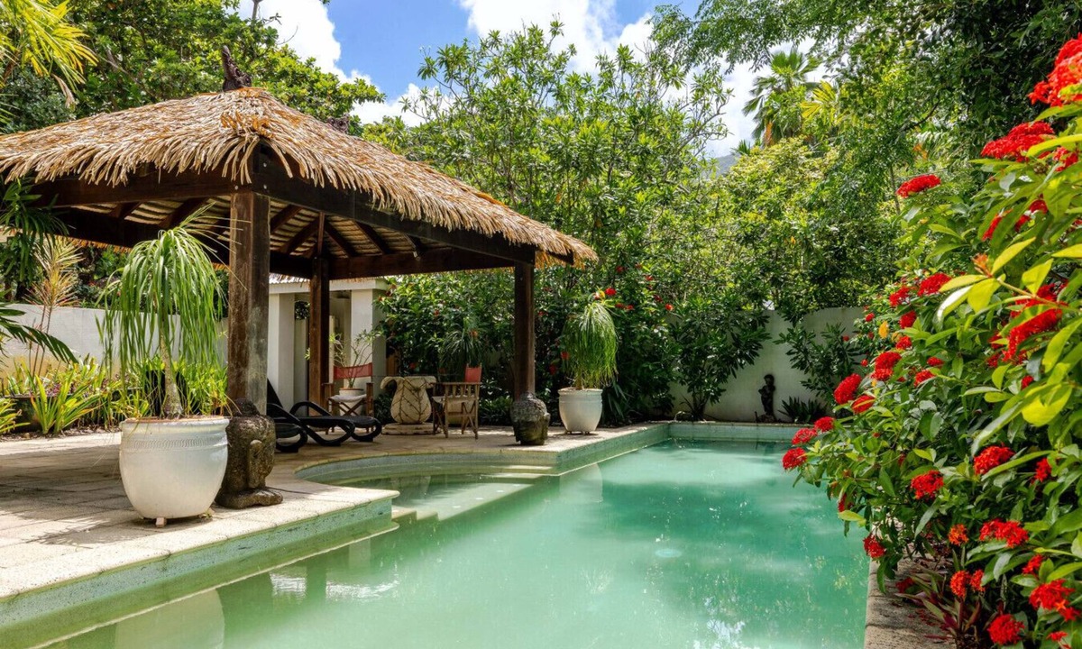 Oak Beach House | Beachfront Villa Bilawi At Oak Beach