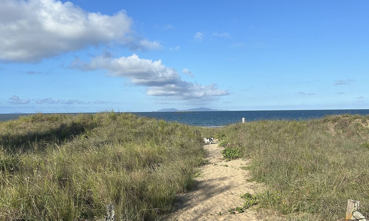 Mackay Apartment | Beachside chill in Bucasia. Pet Friendly space.