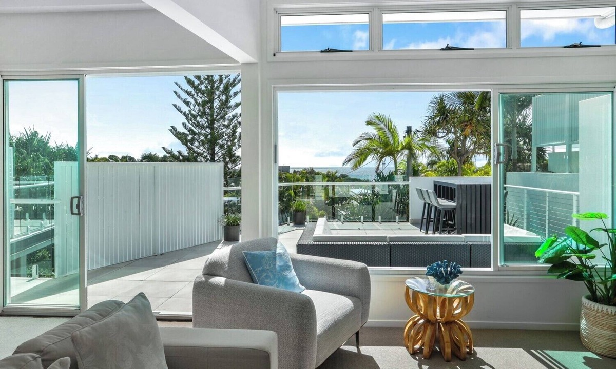 Sunrise Beach House | Beachside Family Home, Sunrise Beach