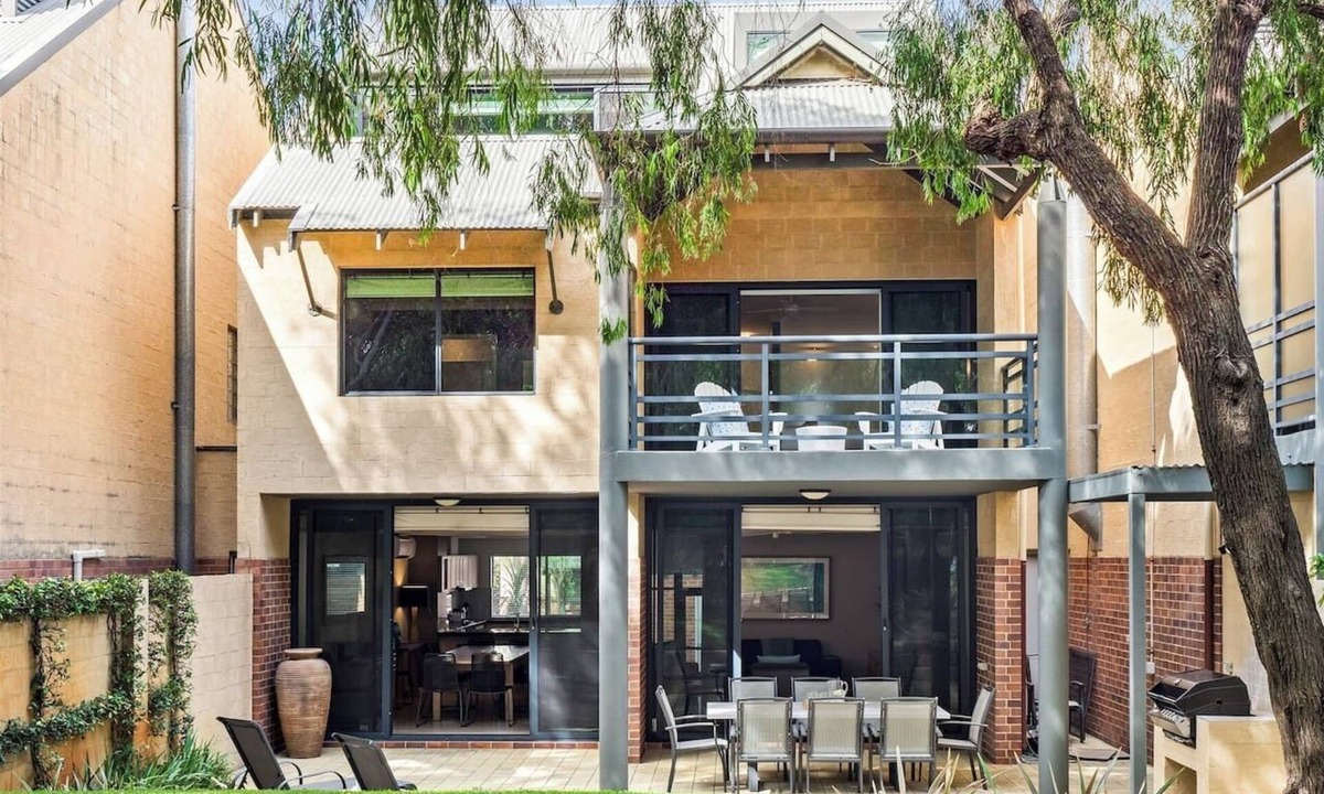 Broadwater House | Beachside Getaway Family Villa at Sebel Resort