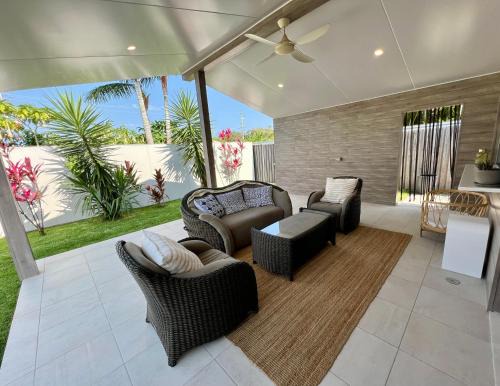 Dicky Beach House | Beachside retreat