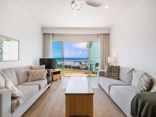 Alexandra Headland Apartment | Beachside Stay-Coastal Comfort at Alex Seaside Resort