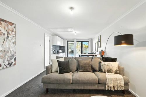 Seven Mile Beach House | Beachside Studio Retreat