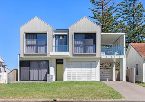 Werri Beach House | Beachside - Werri Beach