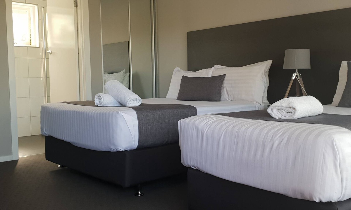 Ulverstone Hotel | Beachway Motel & Restaurant