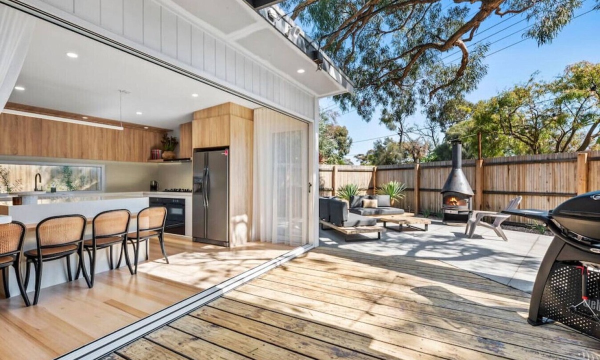 Ocean Grove House | Beautifully presented home that sleeps ten people