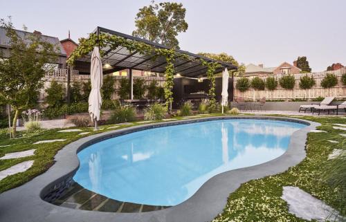 Bendigo House | Belgravia Residence Rooftop Pool Oasis
