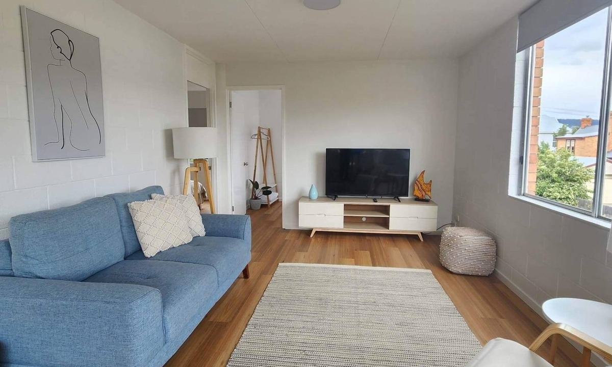 Bellerive Apartment | Bellerive Bluff 2 Bedroom Apartment has water views, close to Restaurants, Beach