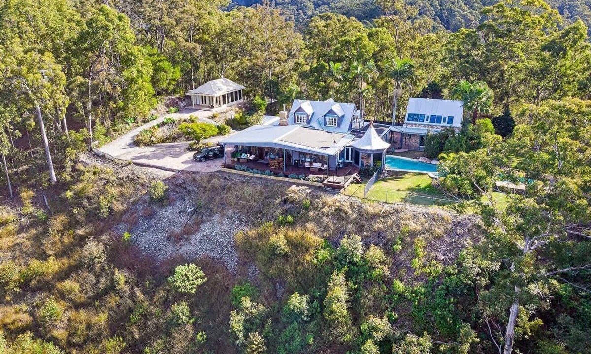 Advancetown Villa | Belleview on Beechmont Private Gold Coast Estate