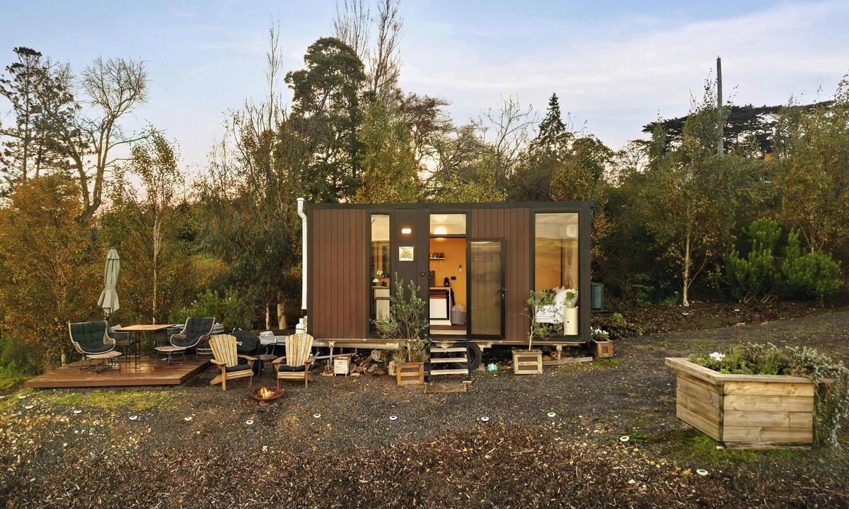 Dumbalk House | Belrose Estate by Tiny Away