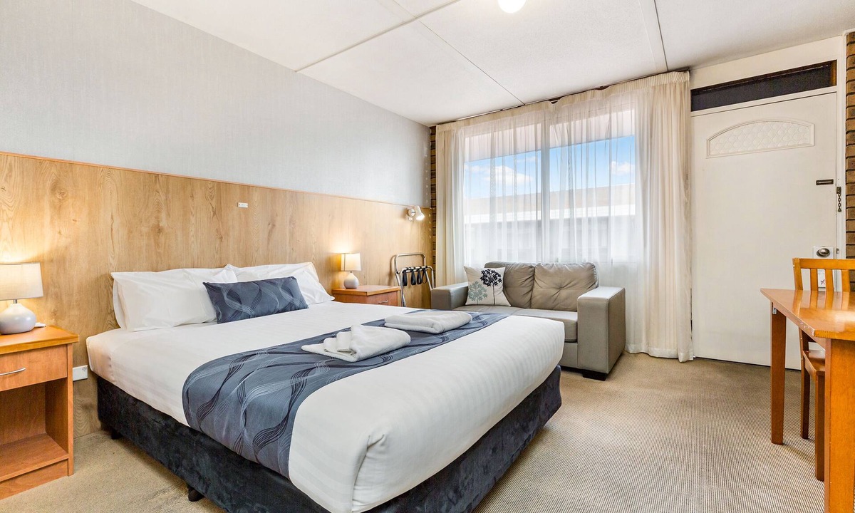 East Bendigo Hotel | Bendigo McIvor Motor Inn