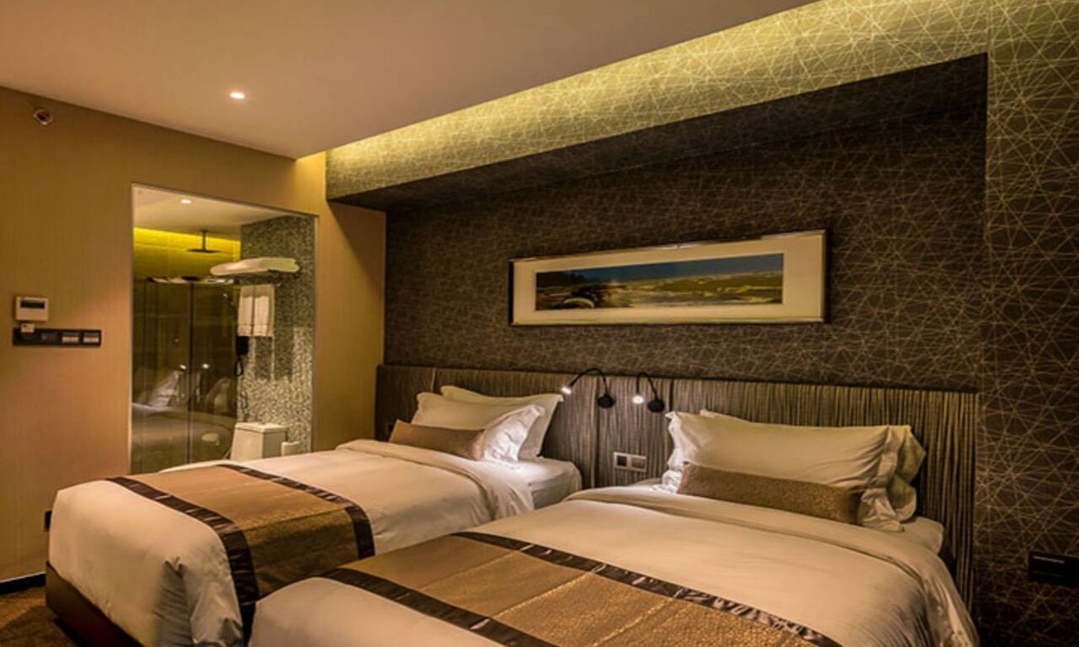Uttara Hotel | Best Western Plus Maple Leaf