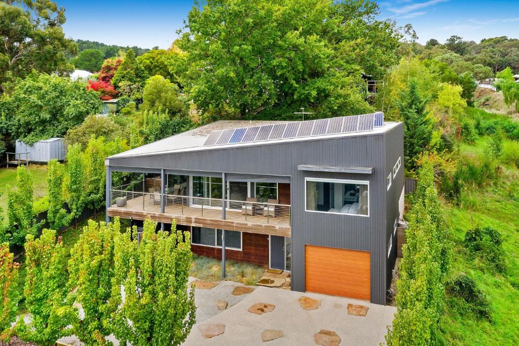 Daylesford House | Bilsons Landing East