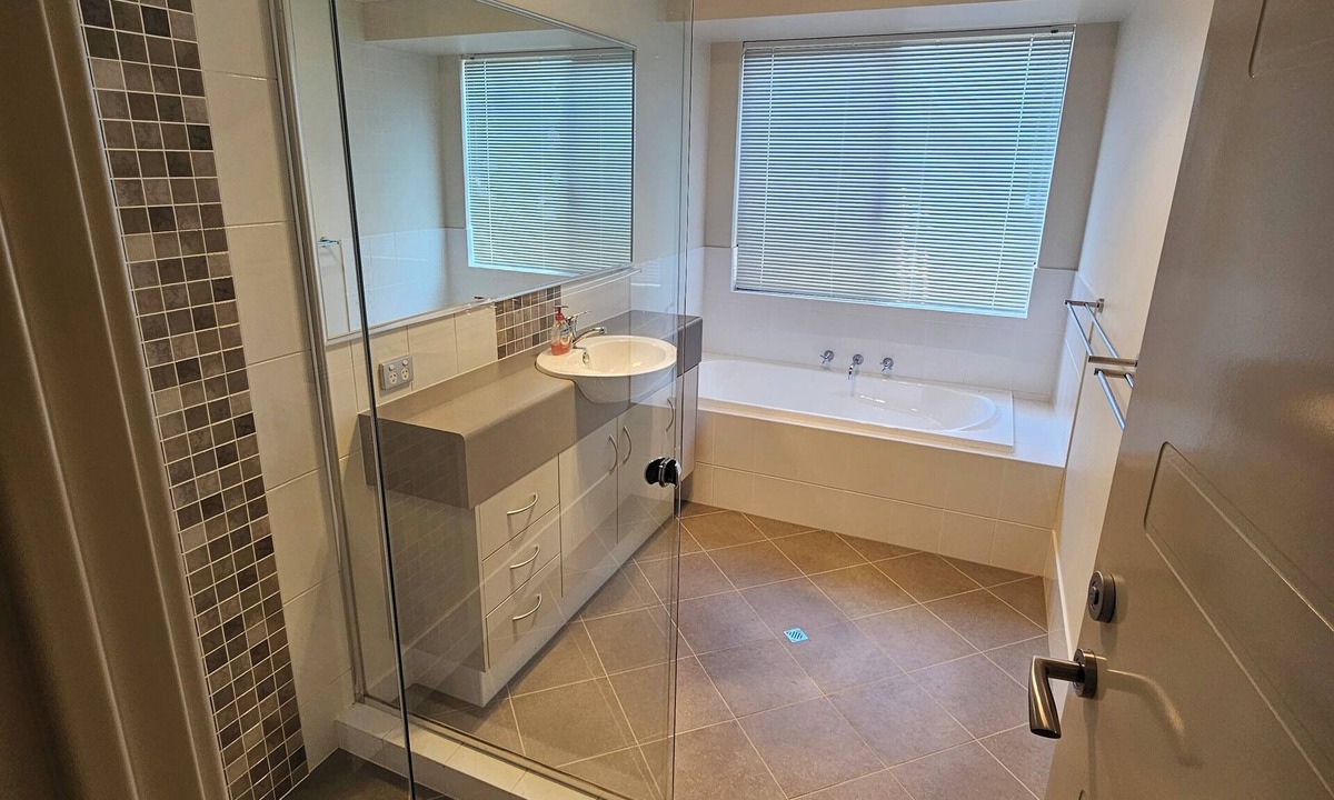 Binningup House | Binningup Beach dog friendly family house