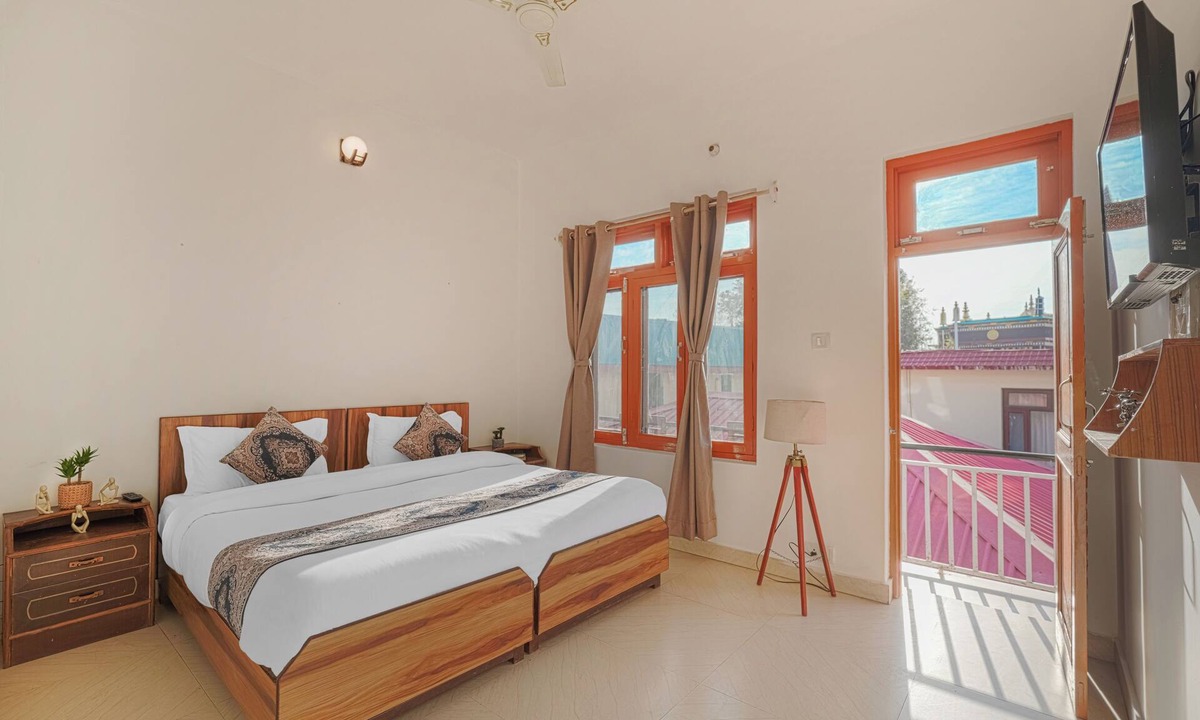 Suja Bed & Breakfast | Bir Downtown