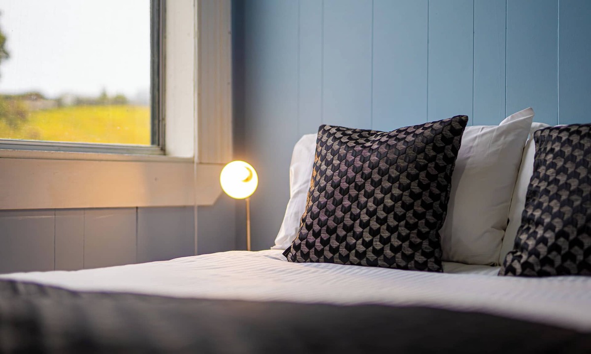 Waratah Hotel | Bischoff Hotel