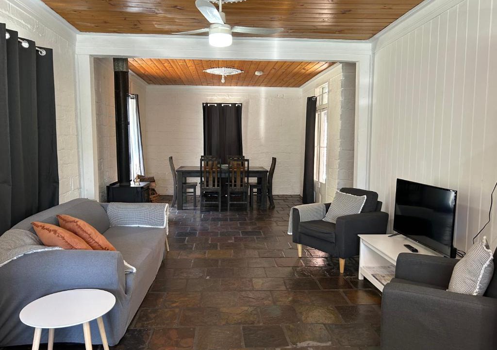 Tumbarumba House | Black Range Cottage, Tumbarumba