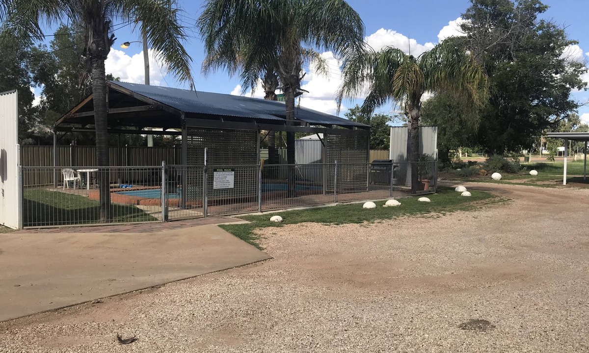 Blackall Hotel | Blackall Coolibah Motel