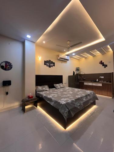 Malviya Nagar Apartment | Blissful nest