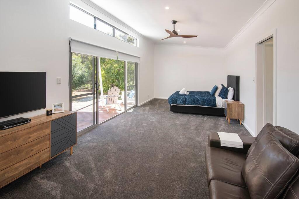 Margaret River House | Blue Haven Margaret River tranquil bush retreat