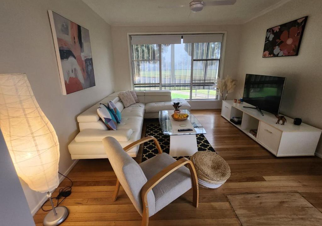 Cobram House | Blue House on Murray River