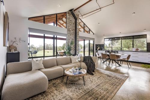 Yallingup House | Bluegum Hideaway - luxury accom, air-con throughout, 2 kitchen & living areas