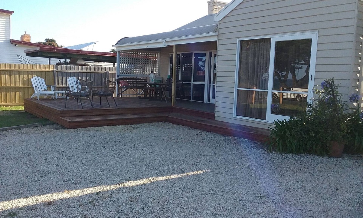 St Leonards House | Bluff Cottage St Leonards
