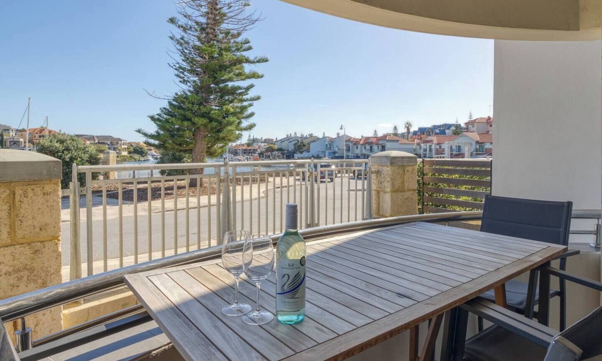 Mindarie Apartment | Boardwalk Bliss Explore the Lively Mindarie Marina