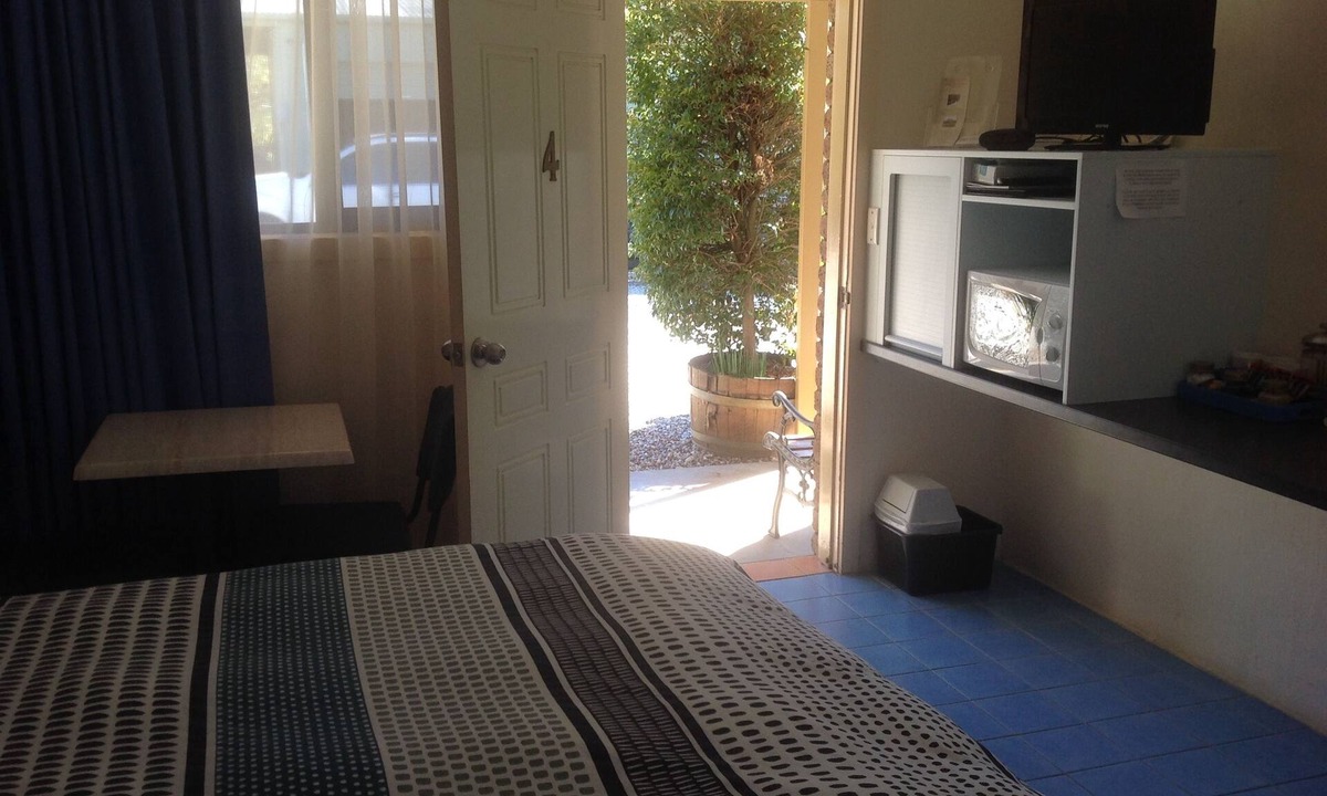 Tawonga South Hotel | Bogong Moth Motel