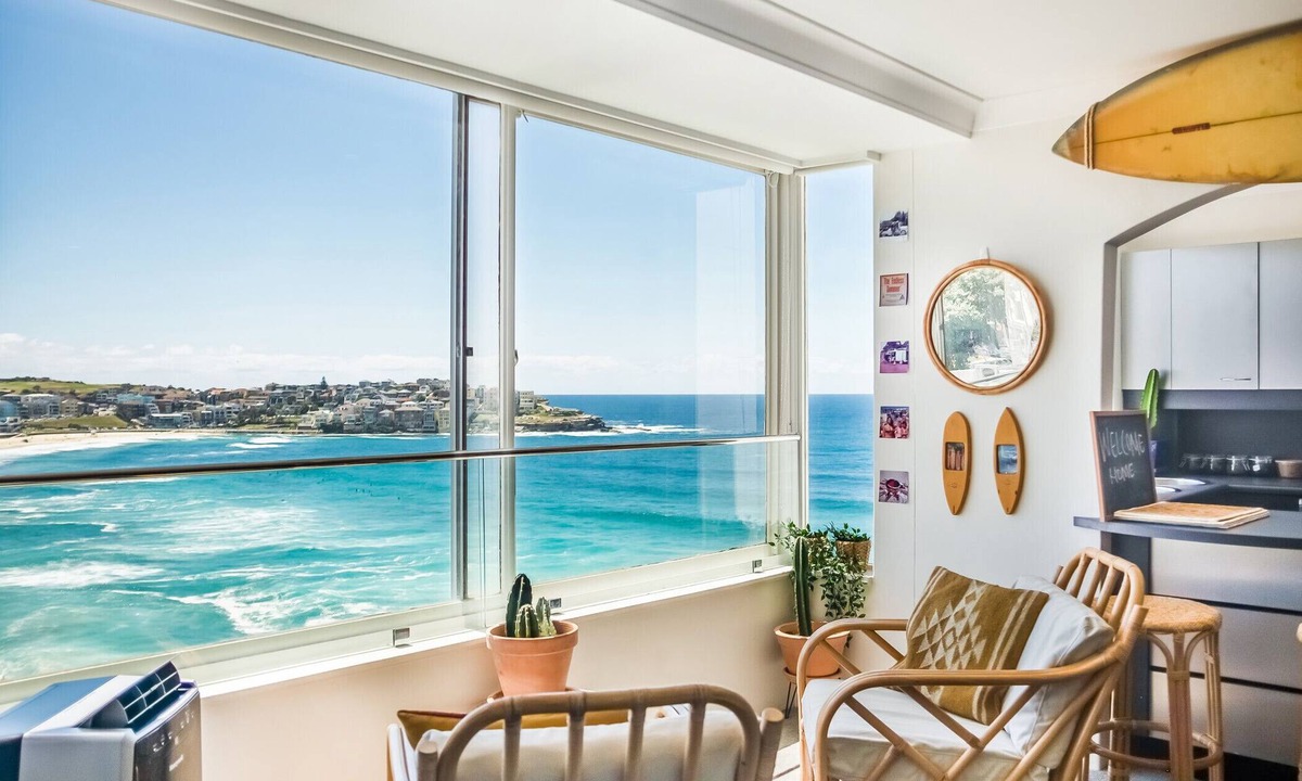 Bondi Beach Apartment | Bondi Cloud Surf House by Sydney Dreams