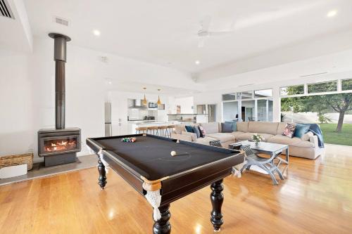 Bombira House | 'Bonnie View' A Magnificently Luxurious Retreat