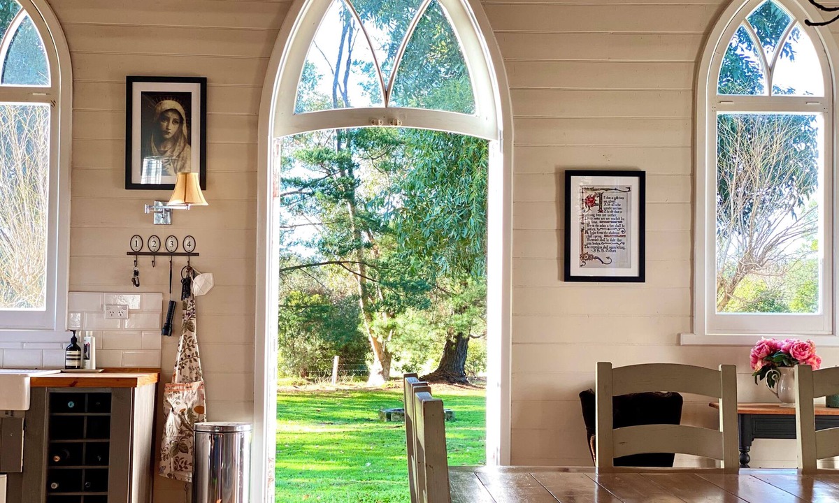 Panmure House | BookLovers Creatives Romantic Luxe Retreat Great Ocean Road Region on Acreage