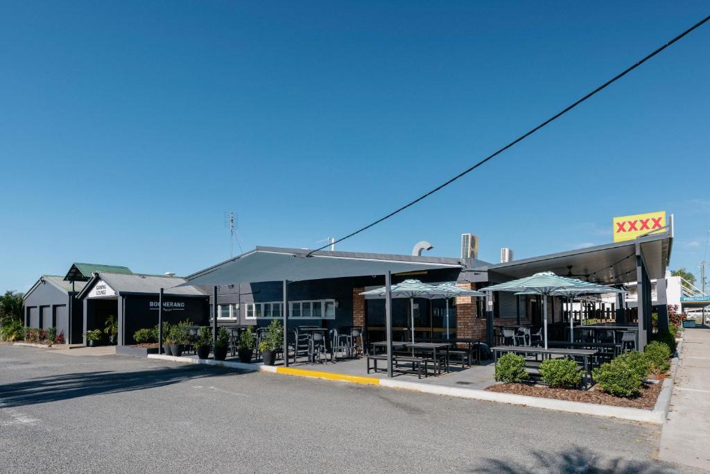 West Mackay Hotel | Boomerang Hotel